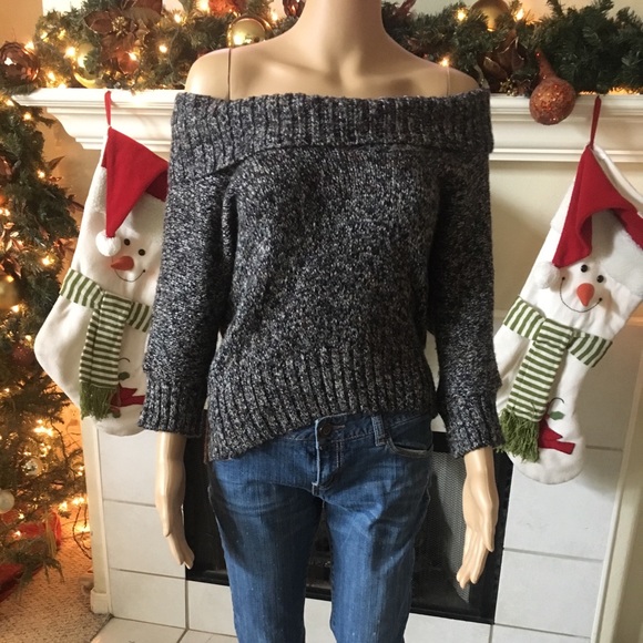 Sweaters - Off the shoulder gray sweater